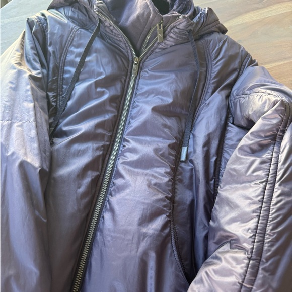 Lululemon Scuba Glyde Jacket Dark Boysenberry Excellent Like New Sz 10 - Picture 10 of 13